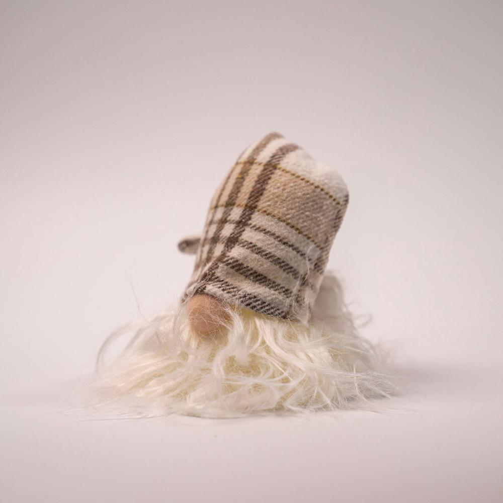 NeaththeGnomebyOakStreetWholesale_82572